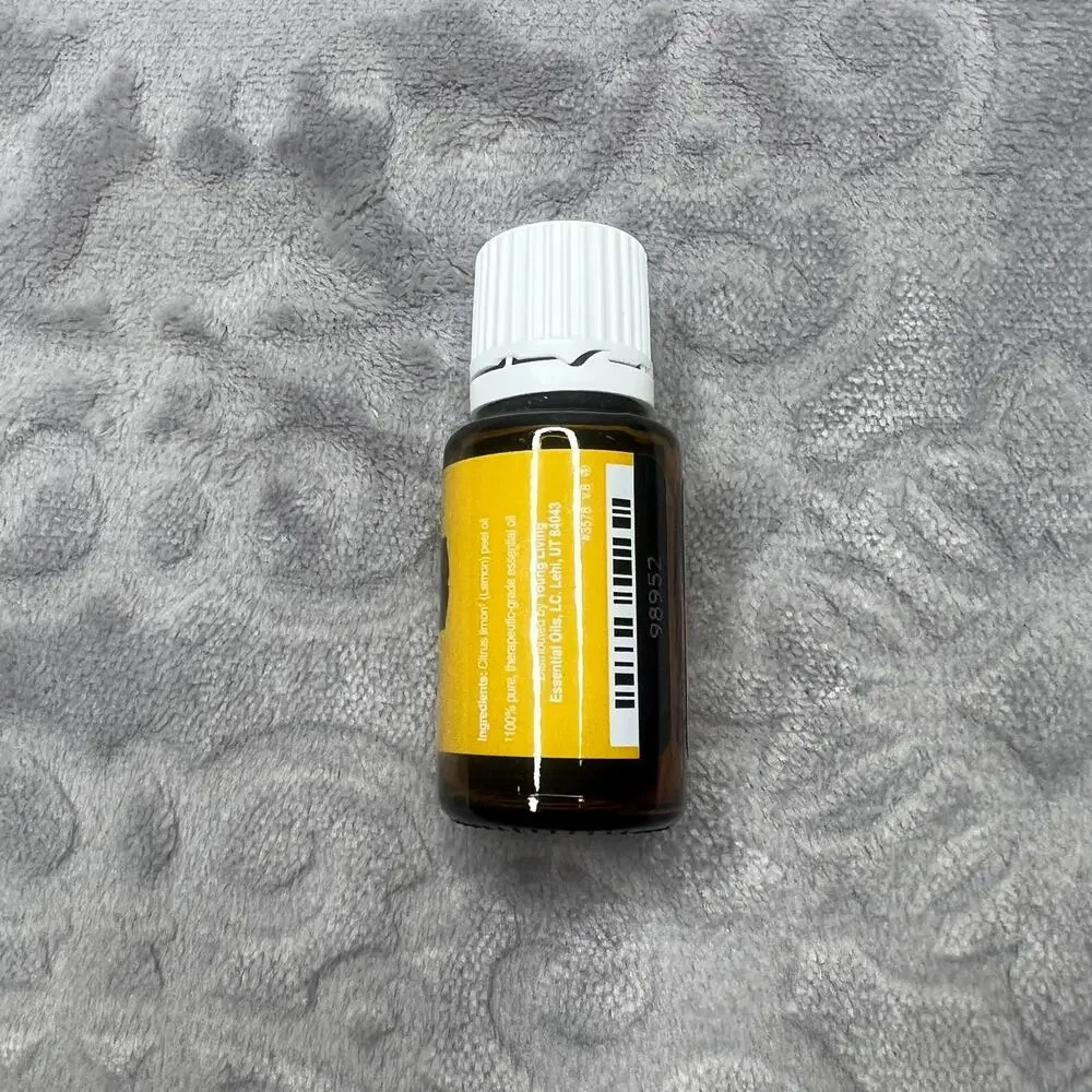 Young Living Essential Oils Lemon 15ml New